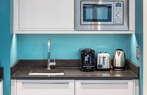 Walworth Apartamento | Sleek and Modern 2-BR / 1 mile to Borough Market
