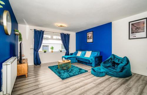 Greenock Apartamento | Sleek and Stylish 3 Bed in Greenock - Sleeps 8