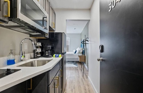 Middletown Apartamento | Sleek and Stylish Apartment in Vibrant Middletown