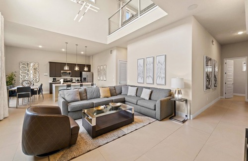 Historic Downtown Kissimmee Condominio | Modern Condo w/ Resort Amenities - 7770 - 26 - 208