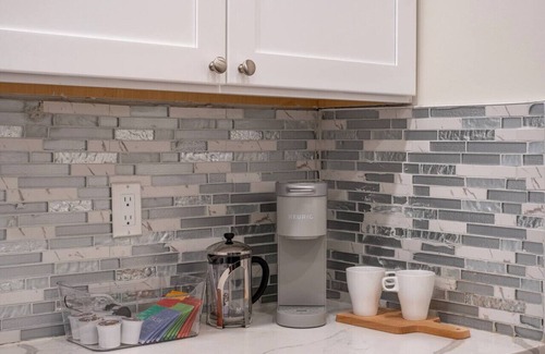 Highland Falls Casa | Sleek Escape: Modern 3 BR- 4 Min from West Point !