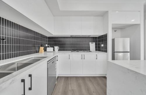 Kalkallo Casa | Sleek Family Home Near Kallo Town Centre