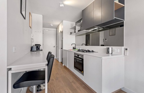 South Melbourne Apartamento | Sleek South Melbourne Pad, 1-Bed by Albert Park