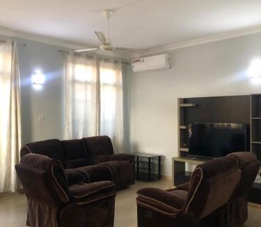 Mwananyamala Apartamento | Sleek & Spacious Suites