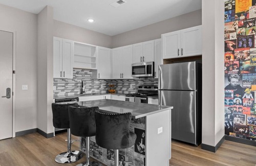 South Nashville Apartamento | Sleek Spot: 8 Min to Broadway, Sleeps 4!