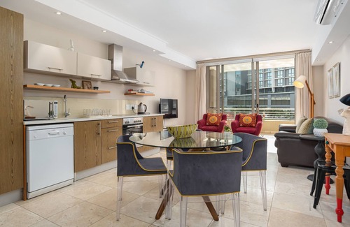 Victoria and Alfred Waterfront Apartamento | Sleek Studio Apartment on the Canals