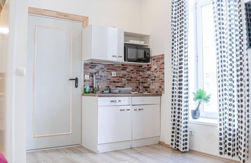 Neulerchenfeld Apartamento | Sleek Studio Apt. | Suitable for Longstays