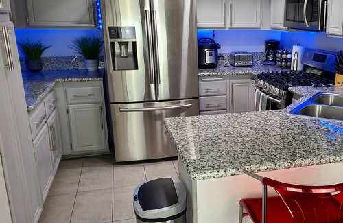 Sunrise Manor Casa | *Luxury Gold Class Villa Resort | FREE Heated Pool