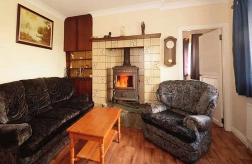 Ardara Cabaña | Sleep 6 Cottage -PetsOK, SelfCheck-In, FreeParking