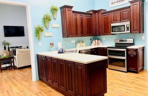Conway Casa | Sleep Eat Beach Repeat, Spacious Poolside Retreat