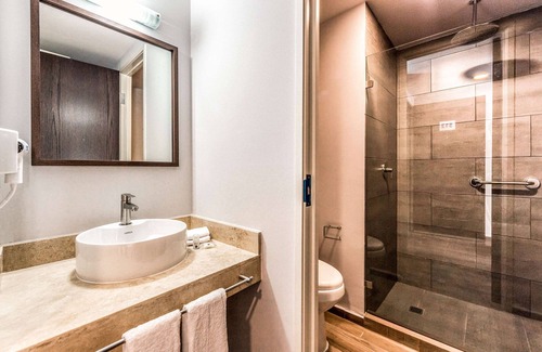 El Yaqui Hotel | Sleep Inn Ciudad de México