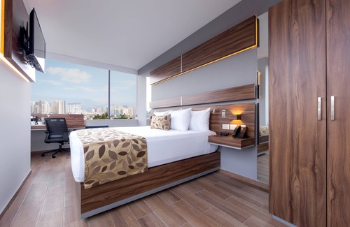 El Yaqui Hotel | Sleep Inn Ciudad de México