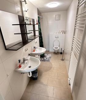 Steyregg Apartamento | Sleep24 Monteurzimmer in Steyregg near LINZ