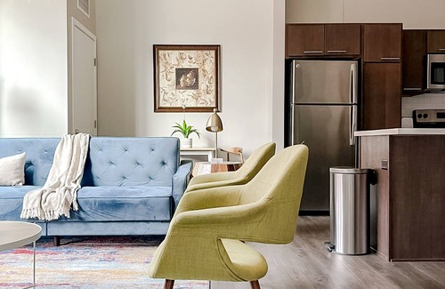 Downtown Des Moines Apartamento | Sleepover: Breathtaking 1BD/1BA - Downtown Des Moines