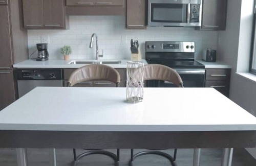 Downtown Des Moines Apartamento | Sleepover: Chic 1BD/1BA - Downtown Des Moines