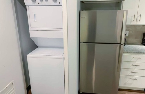 Des Moines Apartamento | Sleepover: Private 1BD/1BA - Downtown Des Moines