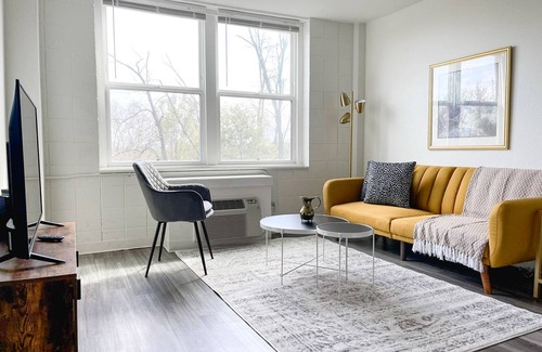 Corryville Apartamento | Sleepover: Stunning 1BD/1BA + Gym - Cincinnati