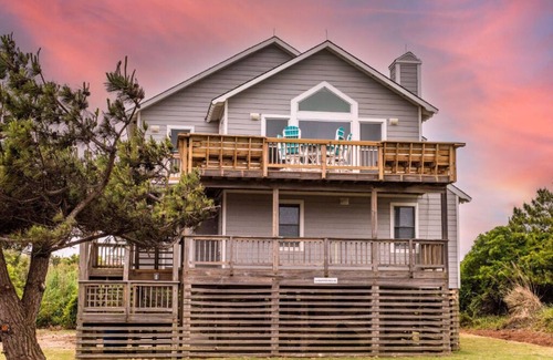 Duck Casa | Sleeps 10 | 4 BR Vacation Home | Beach Access