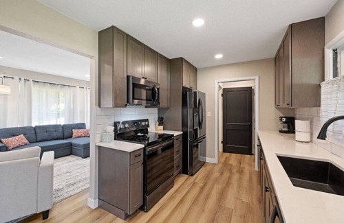 Sturgis Casa | Sleeps 10, Available Garage!
