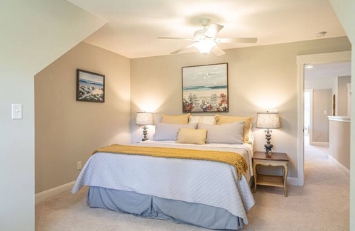 Carthage Casa | Sleeps 10! Whispering Pines Lakeside