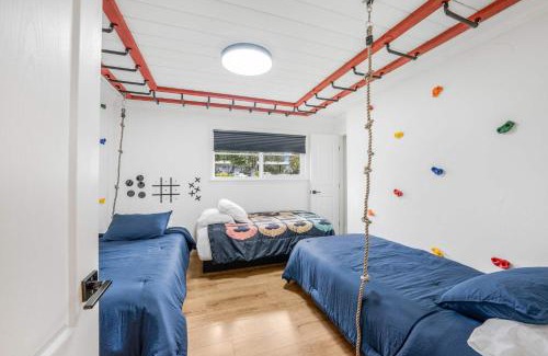 San Luis Obispo Casa | Sleeps 11 Wine Trail Fire Pit Bocce & Trampoline