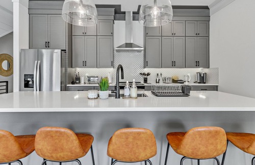 Greenwood Casa | *SLEEPS 12* Keep the Secret *EAST NASH5* 4BR* 4BA*