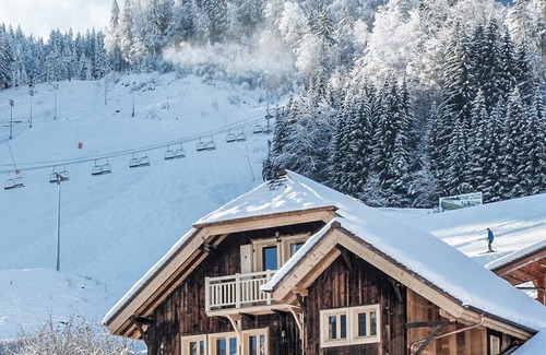 Morzine Chalet De Esquí | Sleeps 14 with a Hot tub and Sauna