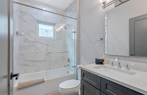 Ybor City Casa | Sleeps 20! Luxe 6 BDRM 4 BTH Duplex - Downtown TPA