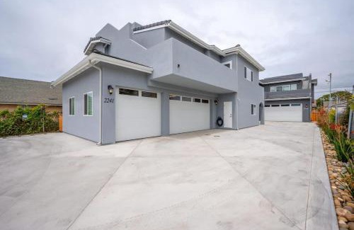 Oceano Casa | Sleeps 22 Two Houses Game Rooms