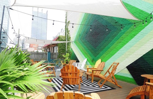 Rutledge Hill Cabaña | Sleeps 24 Group-friendly Sobro Stay Near Music & Downtown by Avantstay