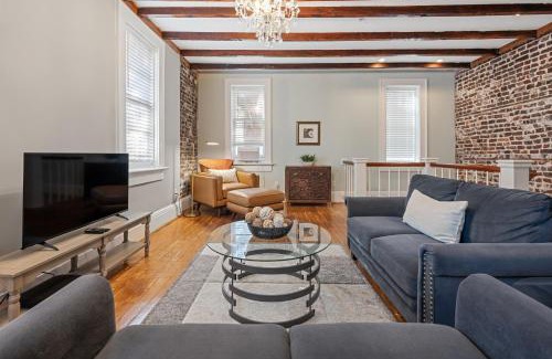 Historic District - North Casa | Sleeps 26! Walk To River Street-Bars-Shopping-1-5