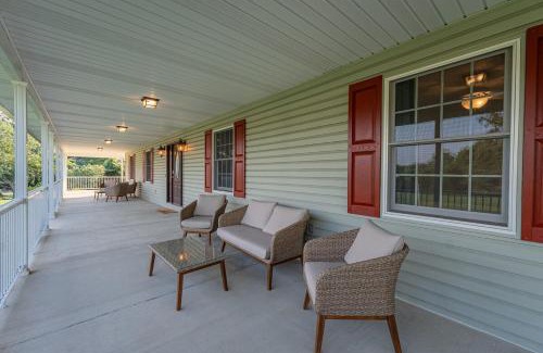 Lansing Casa | Sleeps 29, 8300 sq ft house, 6 acres