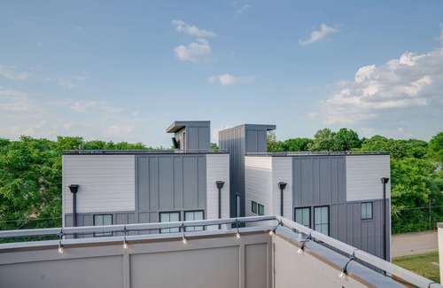 Talbot's Corner Casa | ** SLEEPS 30 ** Music City Reunion - * 3 Unidades * 9BR * 9BA * Tejados increíbles *