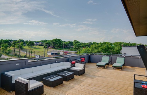 Talbot's Corner Casa | ** SLEEPS 30 ** Music City Reunion - * 3 Unidades * 9BR * 9BA * Tejados increíbles *