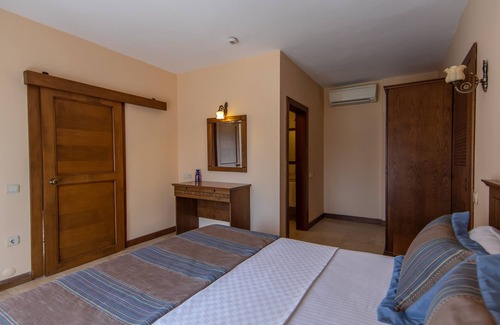 Yaliciftlik Apartamento | Sleeps 4, Family-Friendly Apartment - AWZ 305