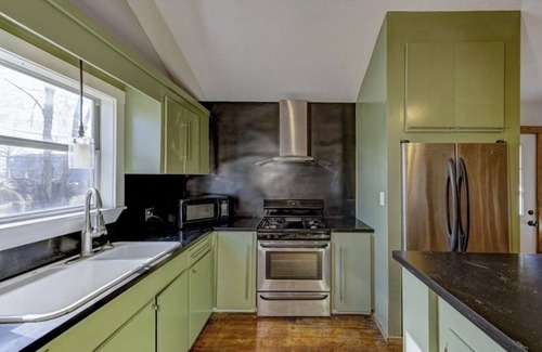 Redwood Casa | Sleeps 6 - Private Pool - Lake Views - End of the Road Lakehouse