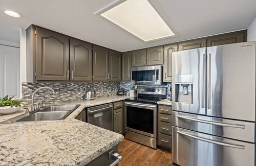 Briarcliff Condominio | Sleeps 8-10, waterfront, boat slip, pool & hot tub