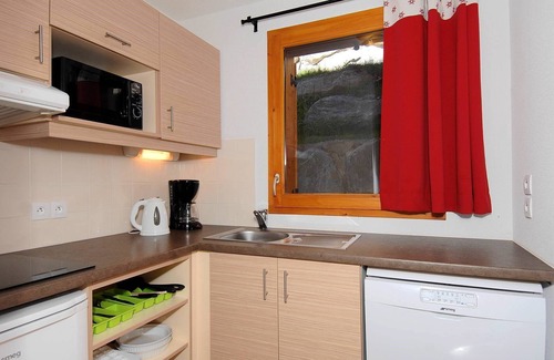 Valmeinier Condominio | Sleeps 8 | 2BR Chalet in Prime Ski Location!
