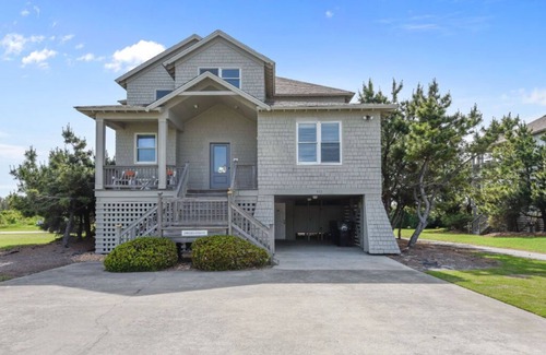 Duck Casa | Sleeps 8 | 3 BR Vacation Home | Beach Access | Spa