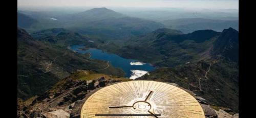 Tanygrisiau Casa | Sleeps 8 Snowdonia North Wales Nr Zip World