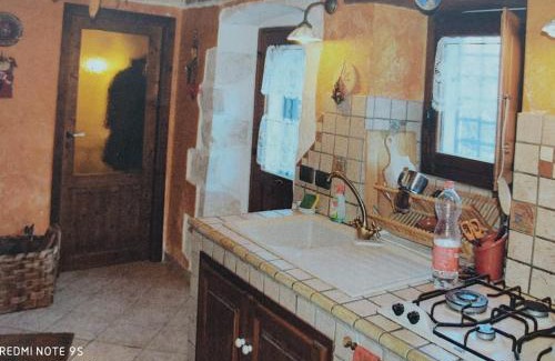Rapino Casa | Sleeps up to 7 in the Majella
