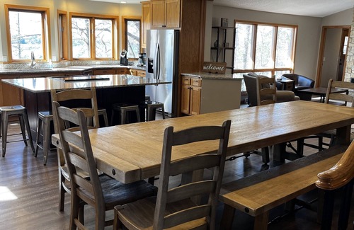 Amery Casa | Sleepy Deer Chalet! Spacious, Well-Appointed home on Beautiful Lake Wapogasset!