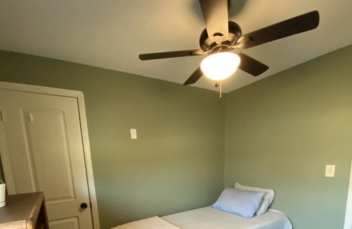 Moodys Casa | Sleepy River Haven, 1 mi. from the river, next to multiple float resorts.