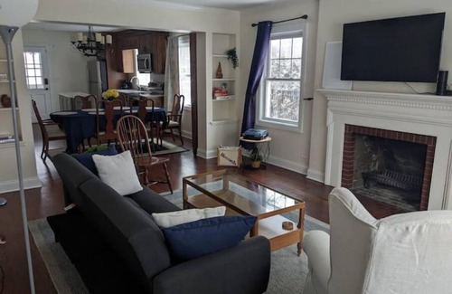 Evanston Casa | Sleepy Sanctuary