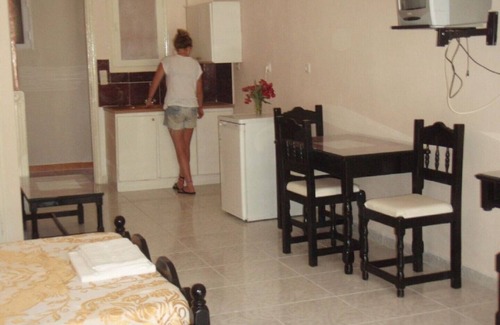 Vassilatika Apartamento | Studio 4-5per Con piscina compartida a poca distancia de las playas