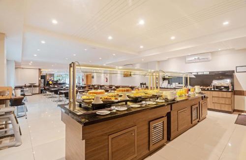 Jardim das Americas Hotel | Slim Curitiba Av das Torres