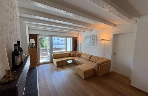 Laax Apartamento | Slope-Side Mountain Apt Sleeps 4