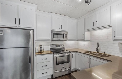 The Blue Mountains Condominio | Slope View Chalet - Walk to the Village / Patio