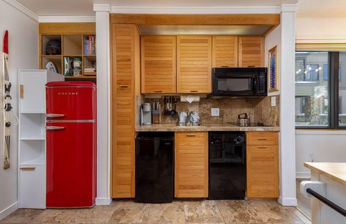 Mountain House Condominio | Slopeside #2772
