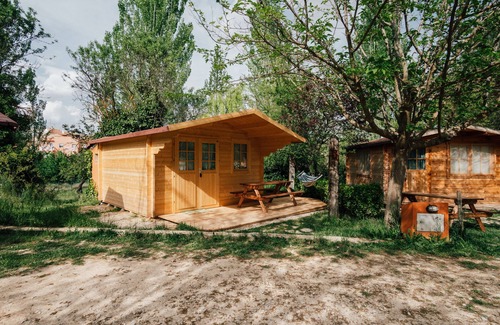 Venta del Moro Alquiler De RV | Slow Life Camping Venta del Moro